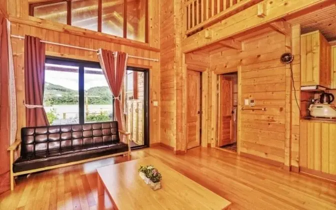 Oda (Pine (Individual terrace Duplex))