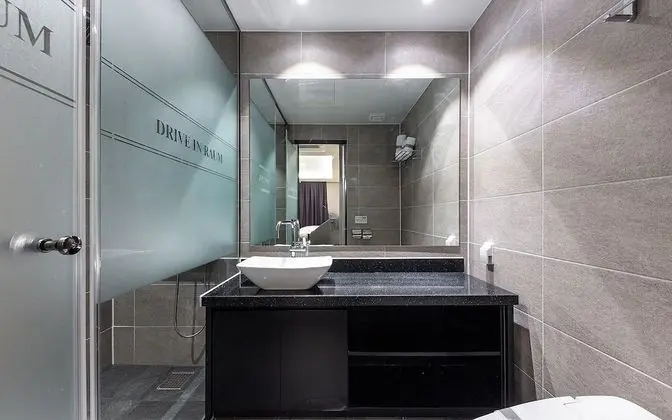 Oda (Premium Massage Chair (1 Room Per 1 P)