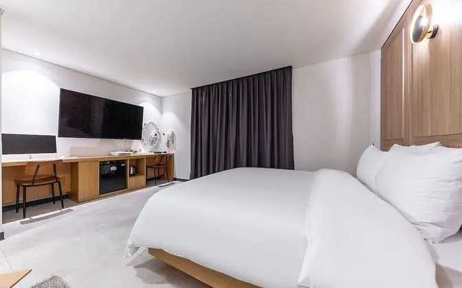 Oda (Standard (1 Room Per 1 Parking Drive-)