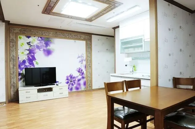 Oda (Purple Romance)