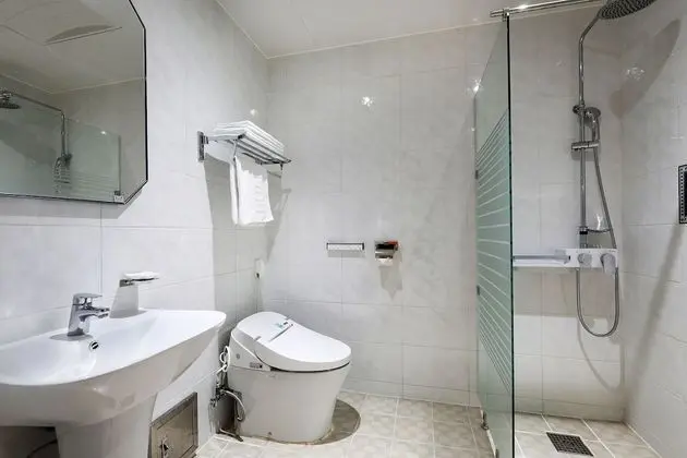 Deluxe İki Ayrı Yataklı Oda (Breakfast not provided on Monday)