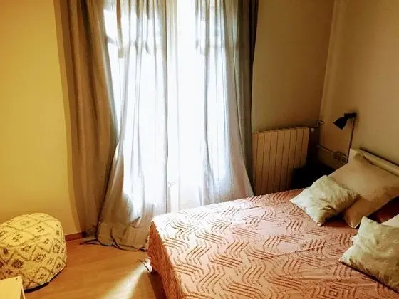 Standard Tek Büyük Yataklı Oda, 1 Çift Kişilik Yatak, Ortak Banyo