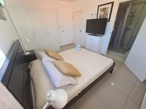 Superior Apart Daire, 2 Yatak Odası, 2 Banyolu