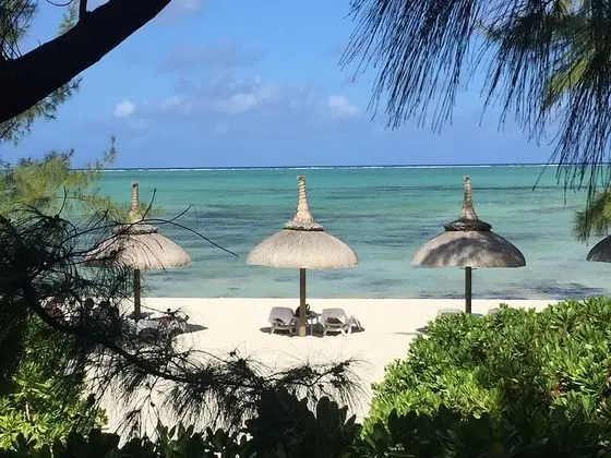 BUBBLE Lake and Sea View