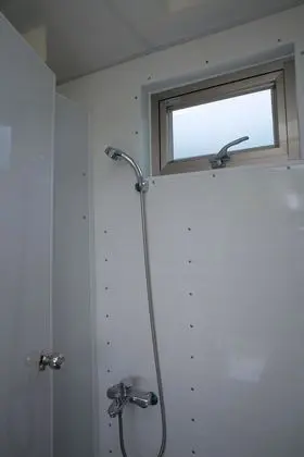 Family Çadır, Ortak Banyo