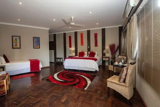 Room 01