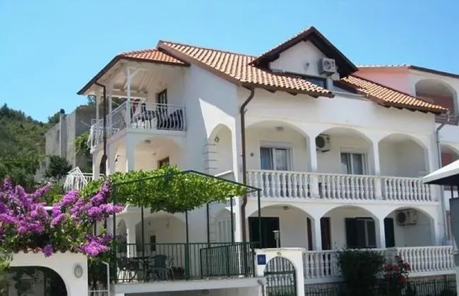 Apart Daire (Bubi - sea view - A3 drugi kat (4+2))