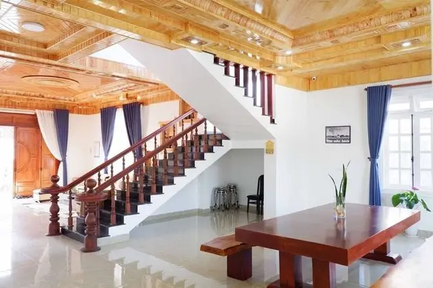 Premier Villa