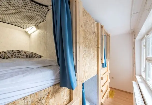 Bed in 6-Bed Mixed Dormitory Room