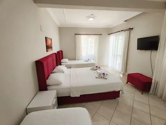 Aile Odası, Orman Manzaralı, Balkonlu