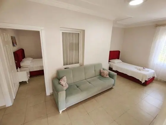 Apartment, Orman Manzaralı, Balkonlu