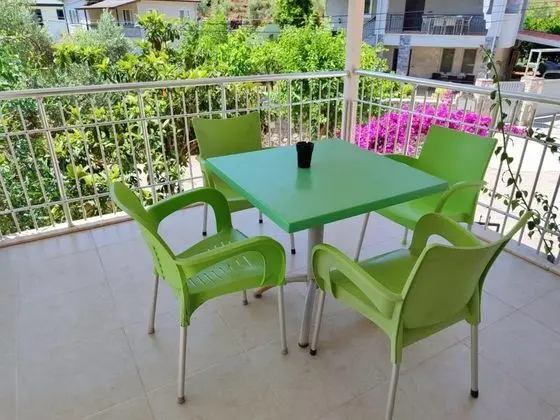 Apartment, Orman Manzaralı, Balkonlu