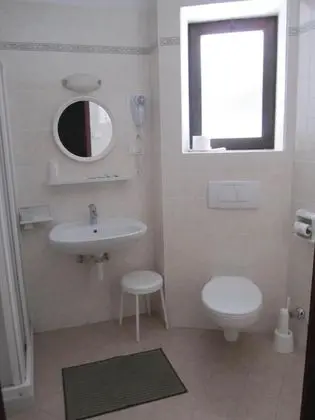 Economy Dört Kişilik Oda