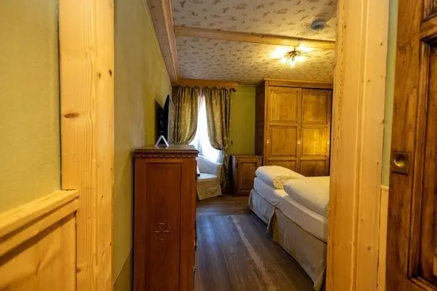 Superior Tek Büyük Yataklı Oda (SPA access)