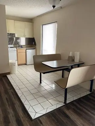 Deluxe Oda, 2 Büyük (Queen) Boy Yatak, Mutfak, Avlu Manzaralı (GULF FRONT KITCHEN WITH 2QQ)