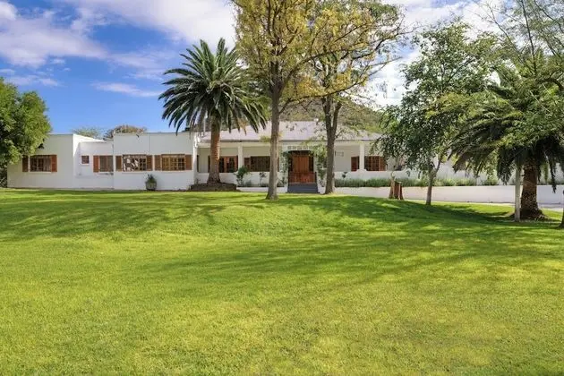 Clifton Main Two Bedroom Family Room