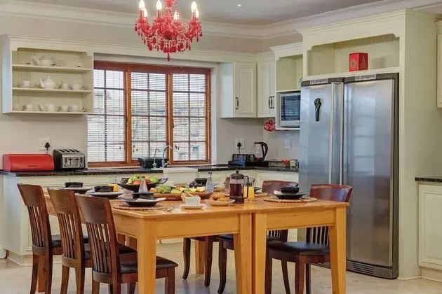 Clifton Main Two Bedroom Family Room