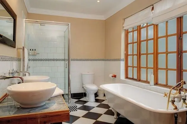 Clifton Manor Family Room