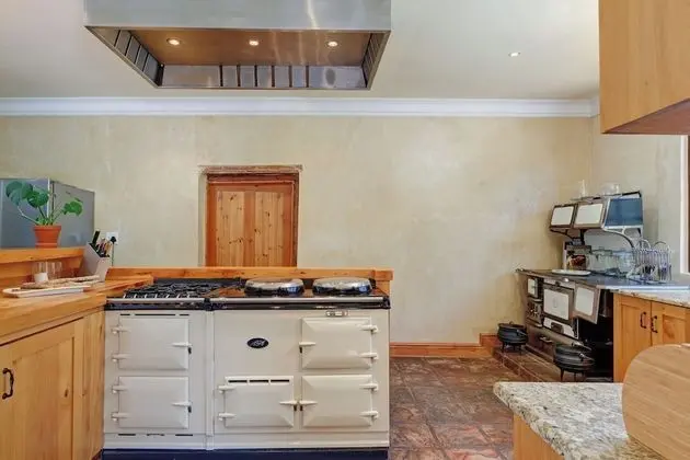 Willow Slopes Main House