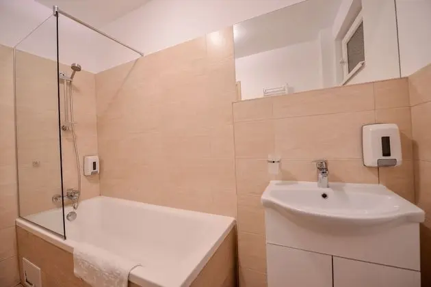 Apart Daire, 2 Yatak Odası, Balkon