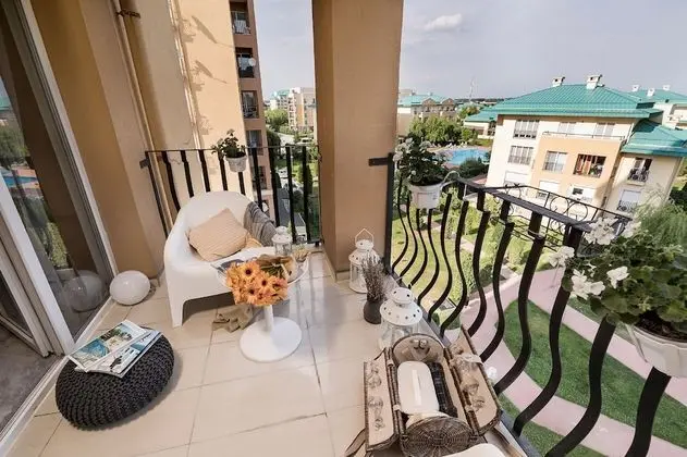 Deluxe Apart Daire, 2 Yatak Odası, Balkon, Havuz Manzaralı