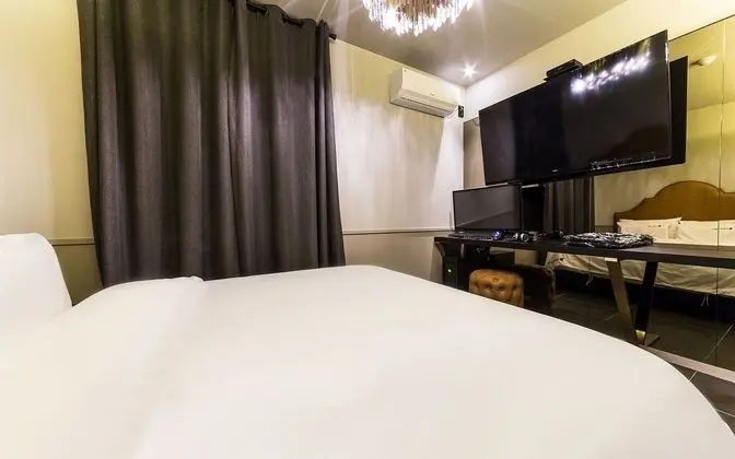 Oda (Semi-Suite room (parking available))