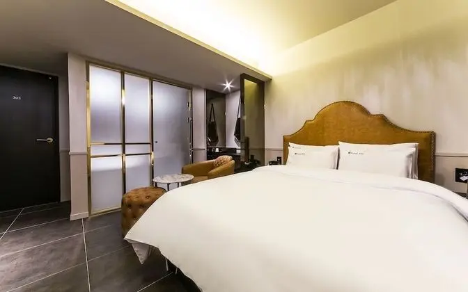 Oda (Semi-Suite room (parking available))