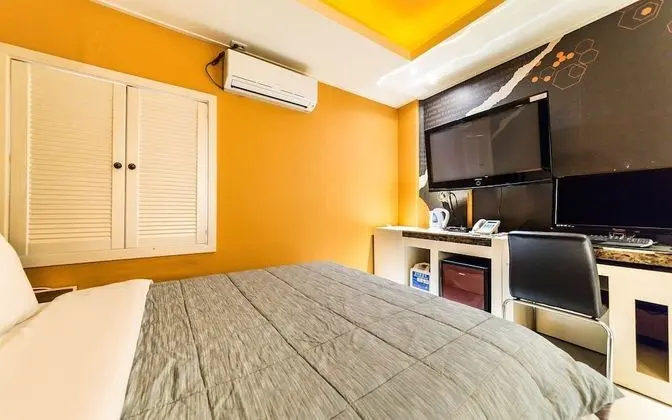 Oda (Special Room (65-inch TV Netflix Avai)