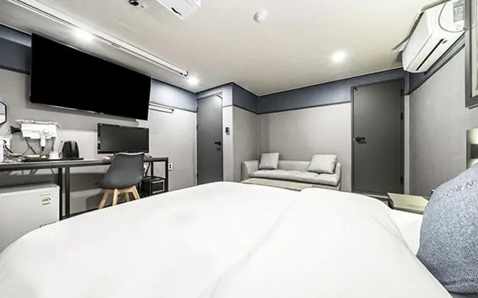 Oda (Movie Room (Cinema Room Netflix Only )