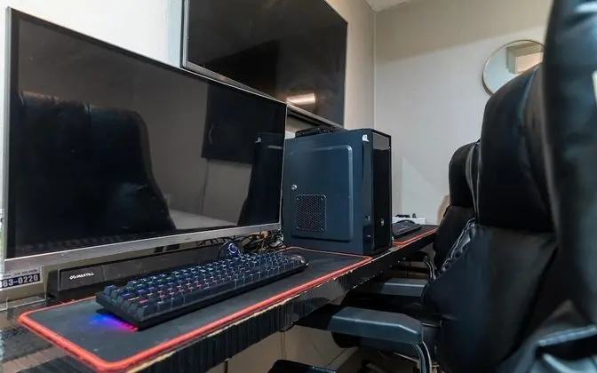 Oda (Couple PC & 6500 (PUBG Netflix availa)