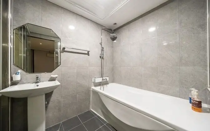 Oda (Suite room (8))