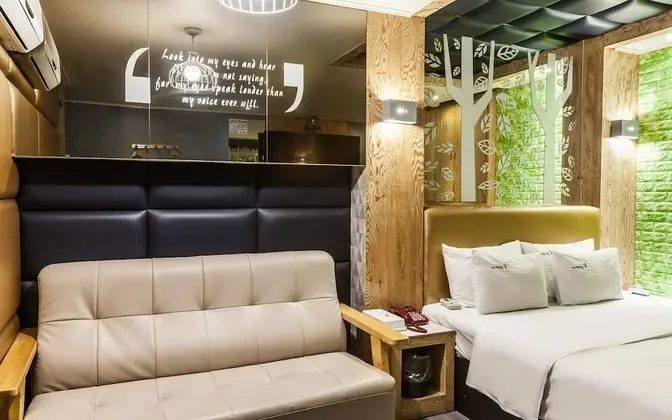 Oda (Deluxe Room B-Parking Available (Movi)
