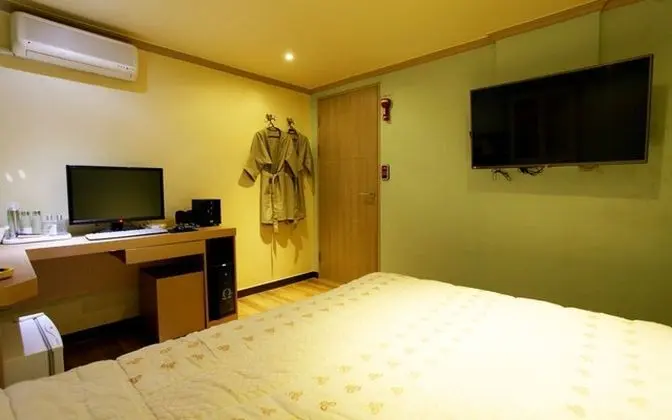 Oda (PC Room)