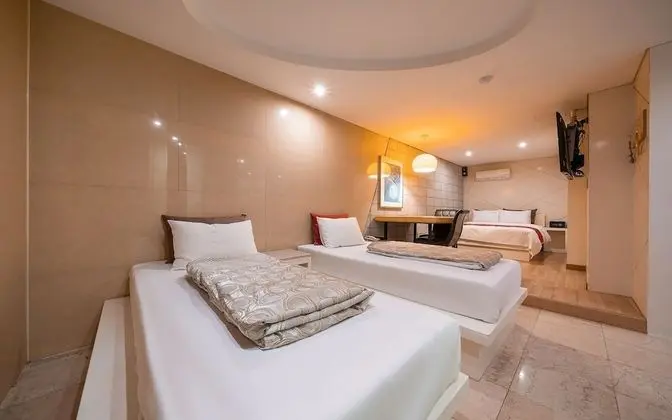 Oda (Special Room)