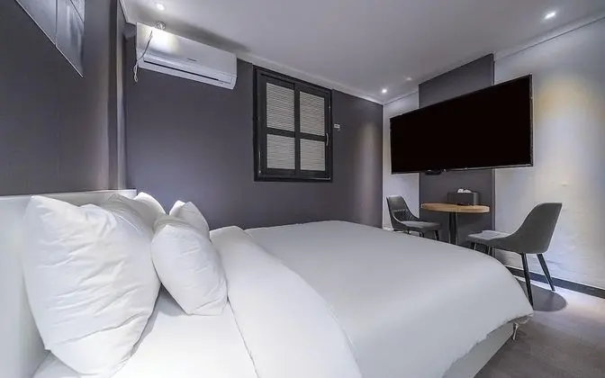 Oda (Nice Room (Netflix Available))