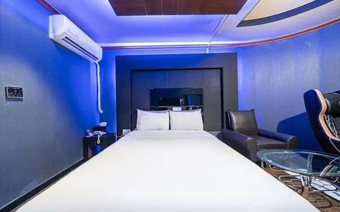 Oda (Deluxe rooms (free Netflix viewing))