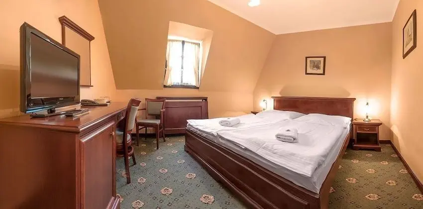 Tek Büyük Yataklı Oda