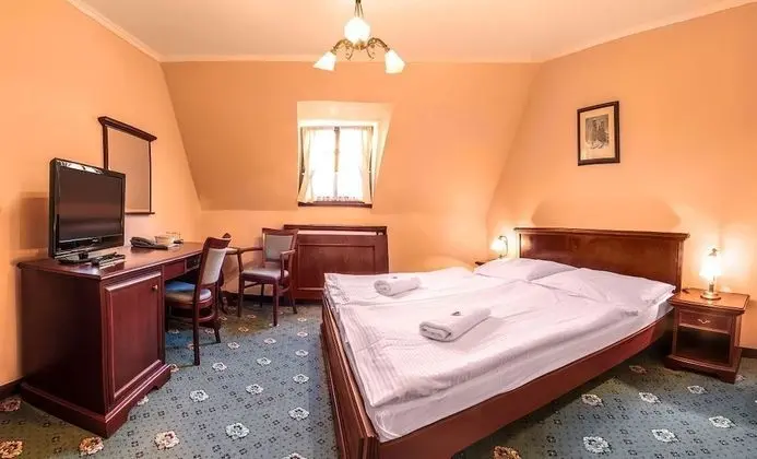 Tek Büyük Yataklı Oda