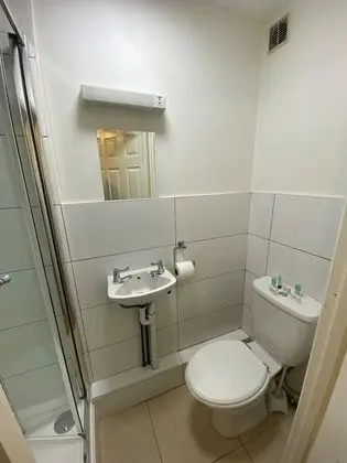 Tek Kişilik Oda, Banyolu/Duşlu
