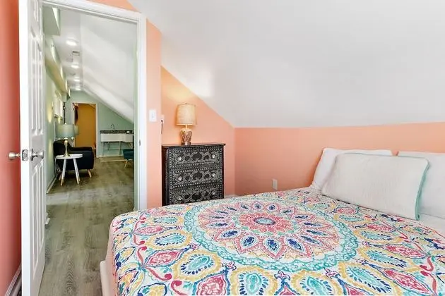 Süit, Birden Çok Yatak (2 Double Beds and 1 King)