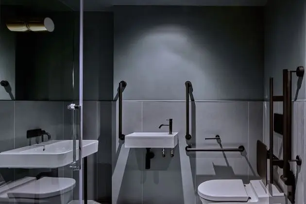Locke Studio- Adaptable