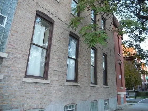 Ev, Birden Çok Yatak (Bucktown, Urban Luxury and Convenienc)