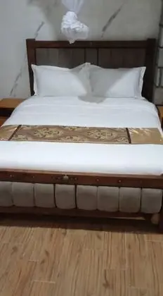 Executive Tek Büyük Yataklı Oda