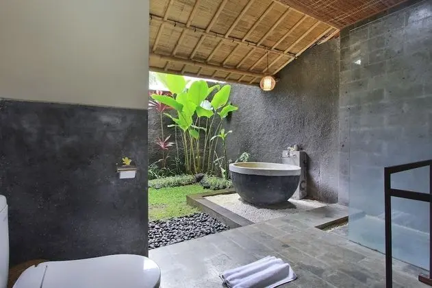 Garden suite