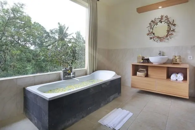 Valley Suite