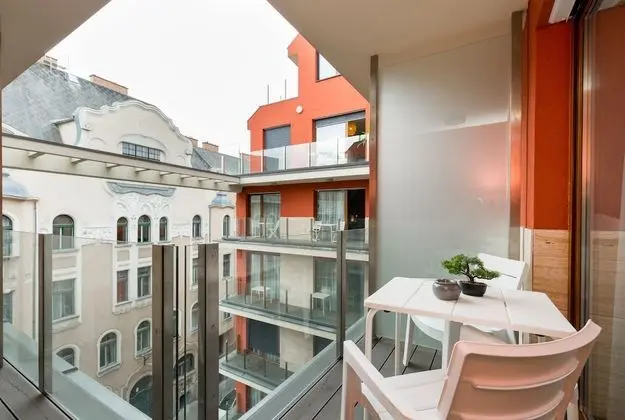 Deluxe Stüdyo Süit