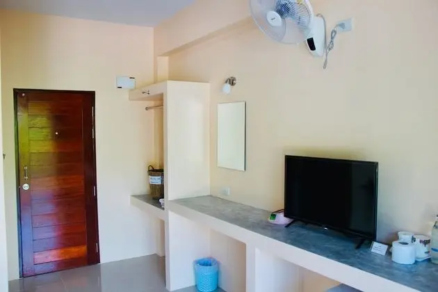Standard Tek Büyük veya İki Ayrı Yataklı Oda, 1 Yatak Odası, Balkon, Havuz Manzaralı