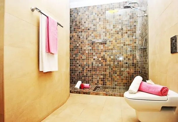 Villa, 6 Yatak Odası, Kişiye Özel Havuzlu, Havuz Manzaralı
