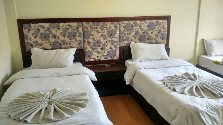 Standard Tek Büyük Yataklı Oda