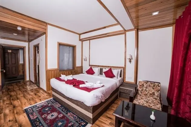 Premium Tek Büyük veya İki Ayrı Yataklı Oda, 1 Çift Kişilik Yatak, Sigara İçilebilir, Tepe Manzaralı